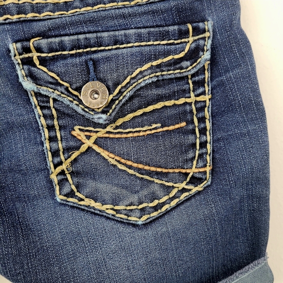 Silver Jeans Mckenzie Cutoff Jeans Shorts - Picture 11 of 16